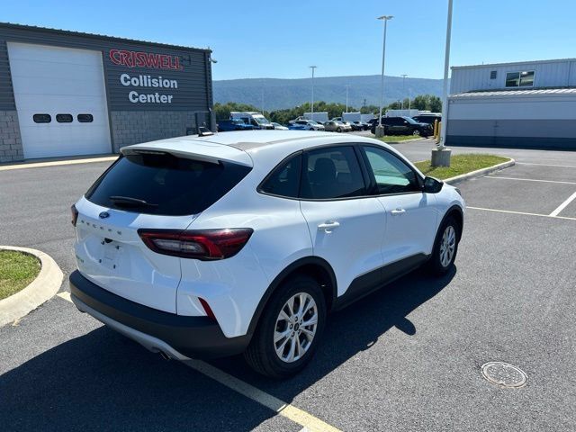 Used 2025 Ford Escape Active FWD image 5