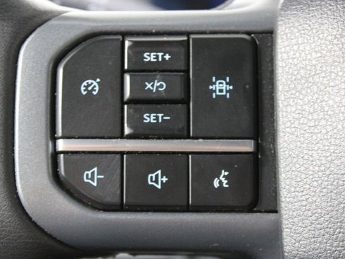 Used 2024 Ford F150 XLT image 27