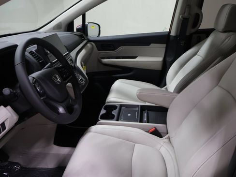 New 2027 Honda Odyssey EX-L image 10