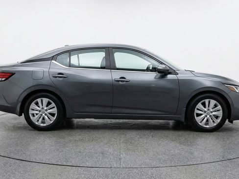 Used 2025 Nissan Sentra S FWD image 11