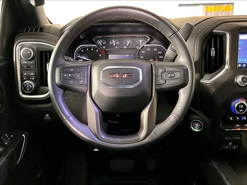 Certified 2022 GMC Sierra 1500 AT4 w/ AT4 Premium Package image 5