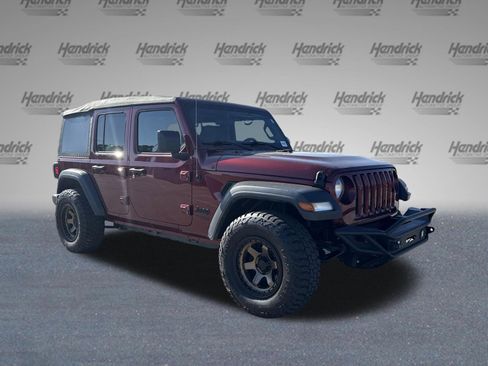 Used 2021 Jeep Wrangler Unlimited Sport image 3
