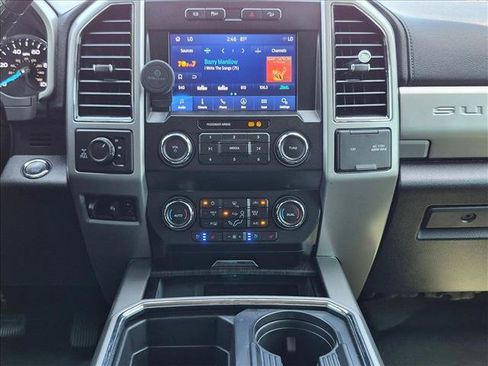 Used 2021 Ford F250 Lariat w/ Lariat Ultimate Package AWD/4WD image 15