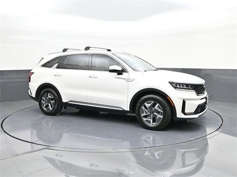 Used 2021 Kia Sorento EX image 17