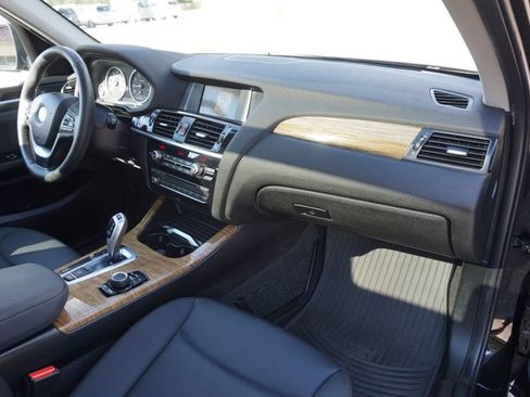 Used 2017 BMW X3 sDrive28i image 25