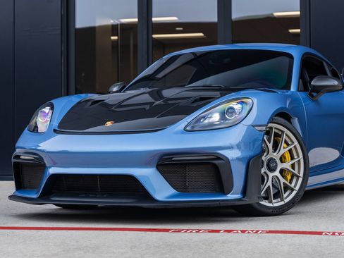Certified 2023 Porsche 718 Cayman GT4 RS RWD image 7