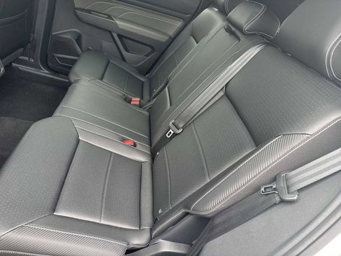 Used 2023 Volkswagen Atlas Cross Sport SEL R-Line image 19