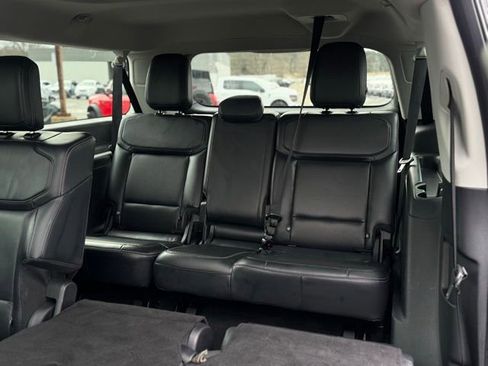 Used 2025 Ford Expedition Max Platinum image 28