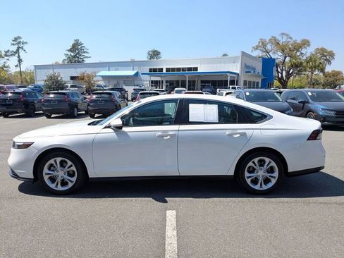 Certified 2023 Honda Accord LX image 11