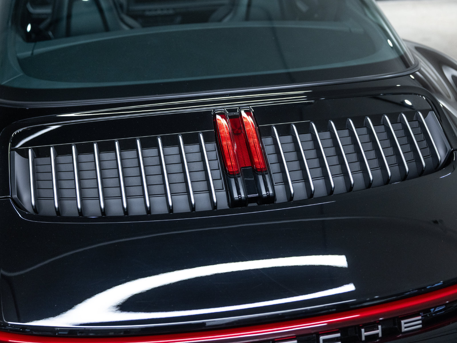 Certified 2024 Porsche 911 Targa 4S AWD/4WD image 22
