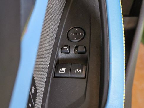 Used 2021 BMW M4 Coupe image 35