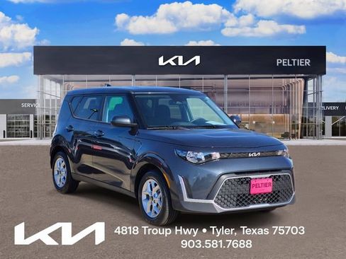 Certified 2025 Kia Soul LX w/ LX Technology Package FWD image 1