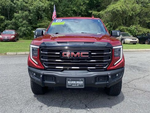 Used 2023 GMC Sierra 1500 AT4X image 7