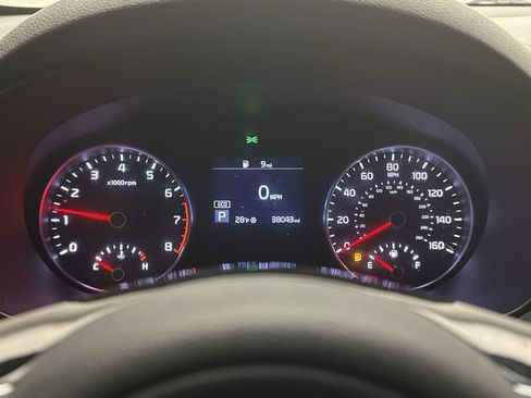 Used 2021 Kia Sportage LX image 9