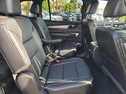 Used 2026 Buick Enclave Preferred image 27