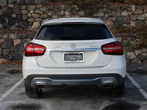 Used 2019 Mercedes-Benz GLA 250 4MATIC image 8