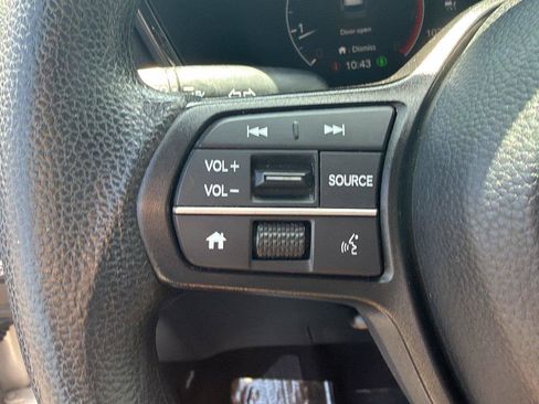 Used 2024 Honda CR-V LX image 12
