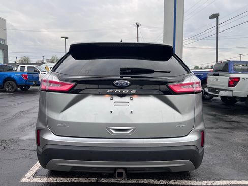 Used 2022 Ford Edge SEL w/ Convenience Package image 10