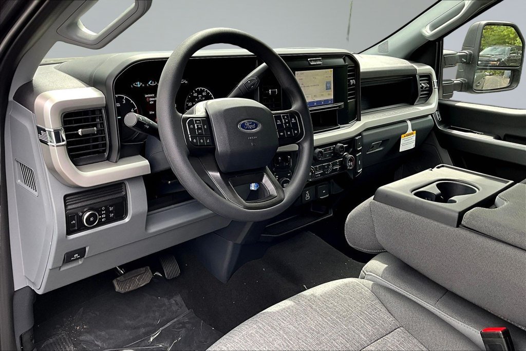 New 2026 Ford F350 XL w/ STX Appearance Package AWD/4WD image 7