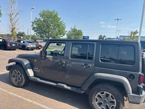 Used 2017 Jeep Wrangler Unlimited Sport w/ Quick Order Package 24S AWD/4WD image 6