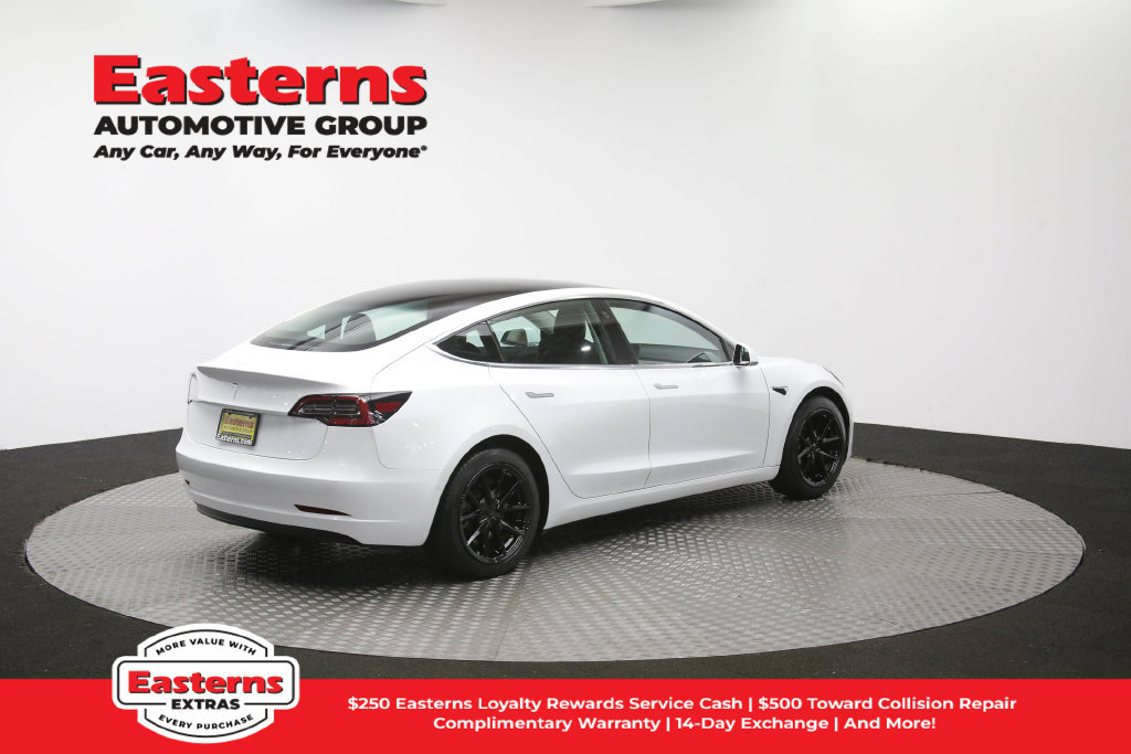Used 2019 Tesla Model 3 Standard Range Plus RWD image 38