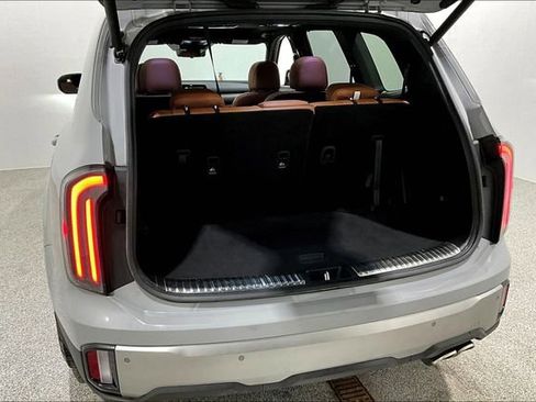 Used 2023 Kia Telluride SX image 40