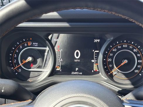 Used 2024 Jeep Gladiator Mojave image 26