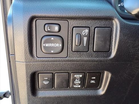 Used 2019 Toyota 4Runner TRD Off-Road Premium image 31