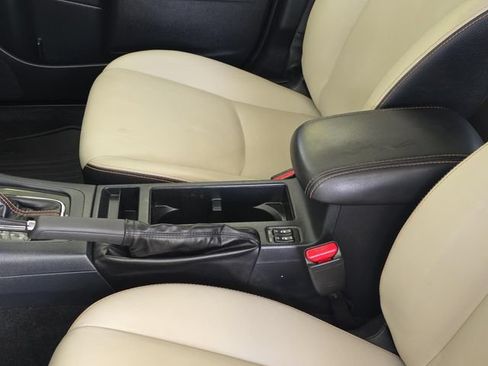 Used 2017 Subaru Crosstrek 2.0i Limited AWD/4WD image 9