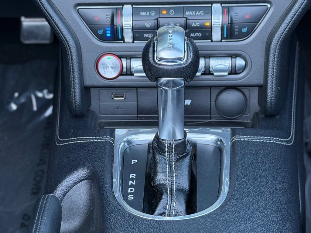 Used 2018 Ford Mustang GT Premium w/ Equipment Group 401A RWD image 46