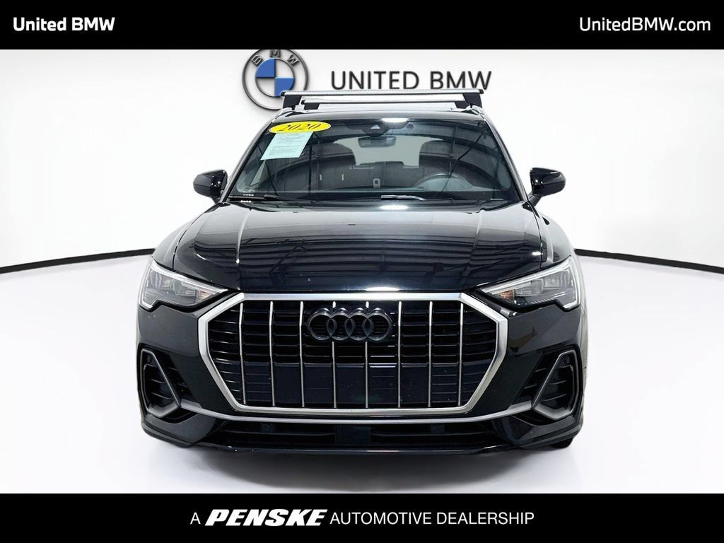 Used 2020 Audi Q3 2.0T Premium w/ Convenience Package AWD/4WD image 2