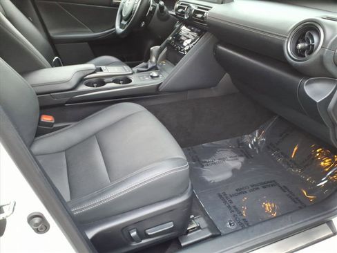 Certified 2023 Lexus IS 300 AWD w/ Premium Package image 9