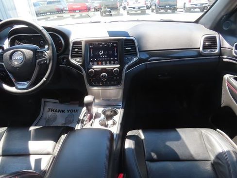Used 2018 Jeep Grand Cherokee Trailhawk w/ Trailhawk Luxury Group AWD/4WD image 29