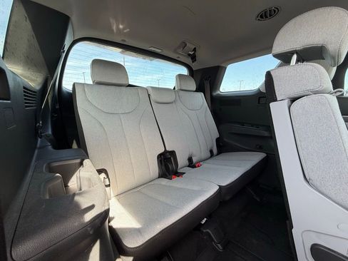 Used 2022 Hyundai Palisade SE image 26