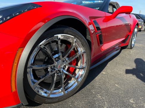 Used 2019 Chevrolet Corvette Grand Sport image 3