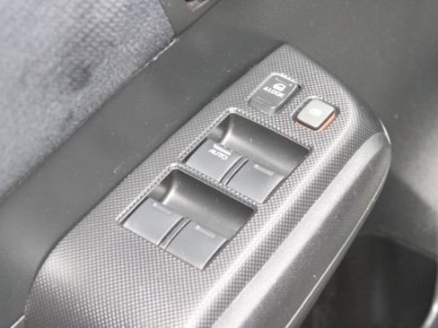 Used 2013 Honda Insight LX image 8