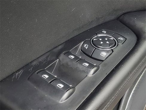 Certified 2022 Lincoln Nautilus AWD w/ Premium Package image 12