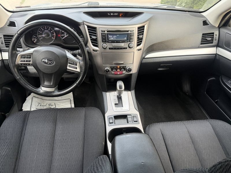 Used 2012 Subaru Outback 2.5i Premium w/ All-Weather Pkg AWD/4WD image 18
