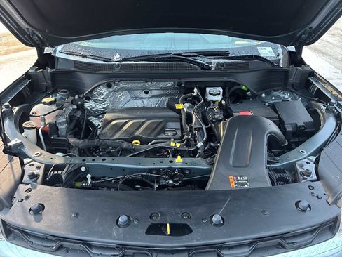 Used 2025 Chevrolet Trax LT w/ Driver Confidence Package image 29