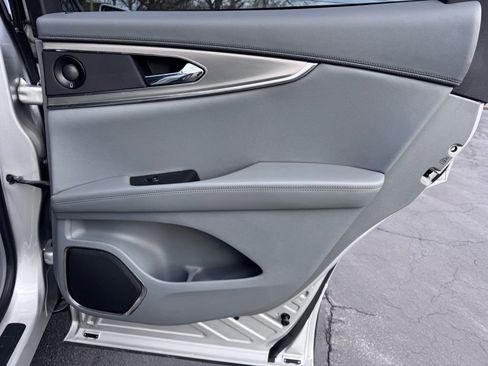 Used 2019 Lincoln Nautilus Reserve w/ Cargo Utility Package image 30