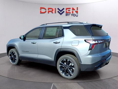 New 2026 Chevrolet Equinox RS image 3