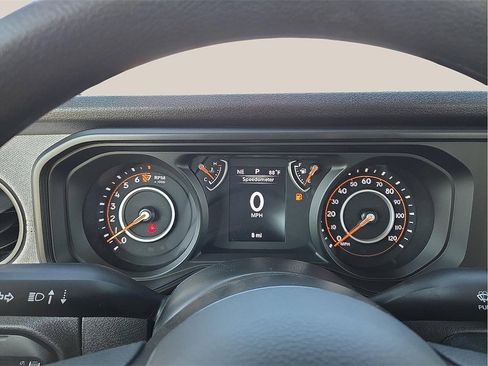 New 2025 Jeep Gladiator Sport image 18