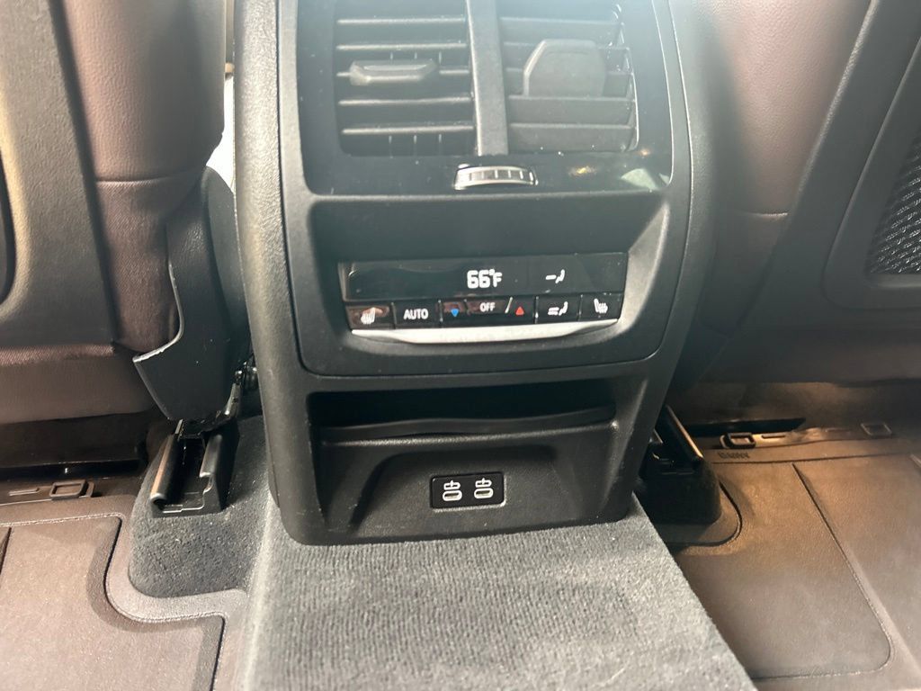 Used 2023 BMW X3 xDrive30i AWD/4WD image 15