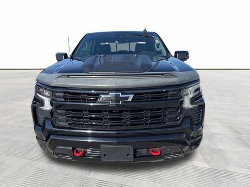 Used 2022 Chevrolet Silverado 1500 RST w/ Redline Edition image 2