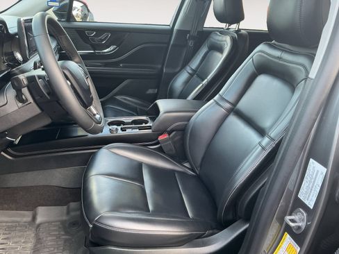 Used 2022 Lincoln Corsair FWD image 9