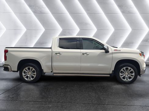Used 2025 Chevrolet Silverado 1500 LTZ w/ LTZ Premium Package AWD/4WD image 6