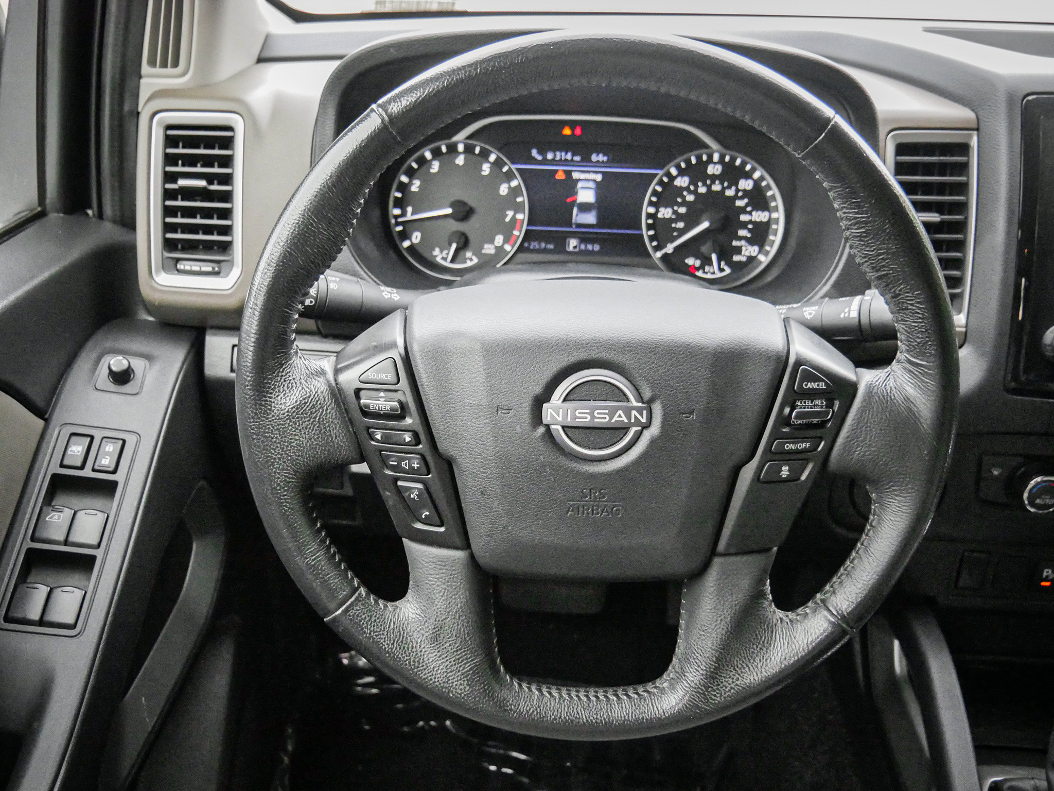 Used 2022 Nissan Frontier SV w/ Technology Package RWD image 18