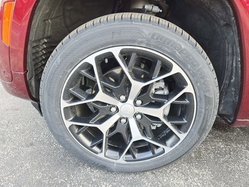 Certified 2022 Jeep Grand Cherokee Summit image 22