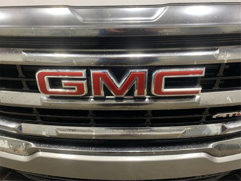Used 2023 GMC Terrain AT4 image 22