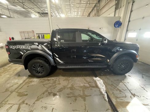 Used 2025 Ford Ranger Raptor image 4